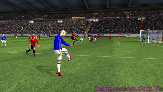 Dream League Soccer cho iOS